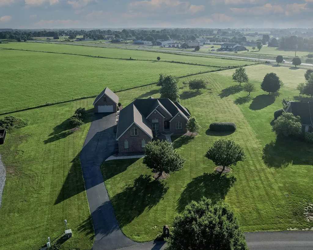 168 Masters Court Hustonville KY 40437