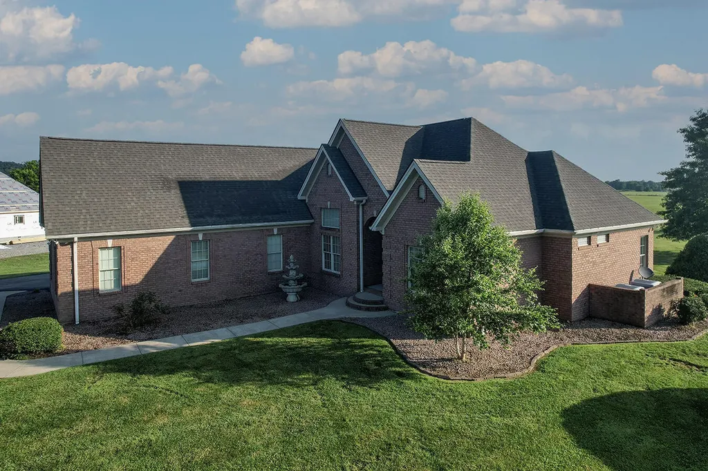 168 Masters Court Hustonville KY 40437