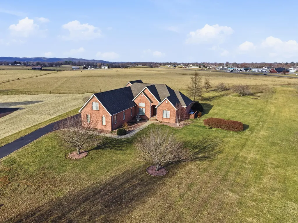 168 Masters Court Hustonville KY 40437