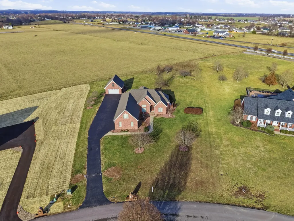 168 Masters Court Hustonville KY 40437