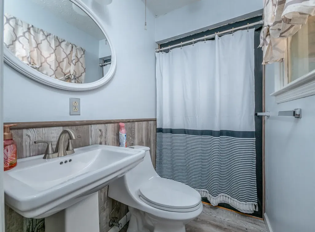 2860 Johnson Fork Salyersville KY 41465