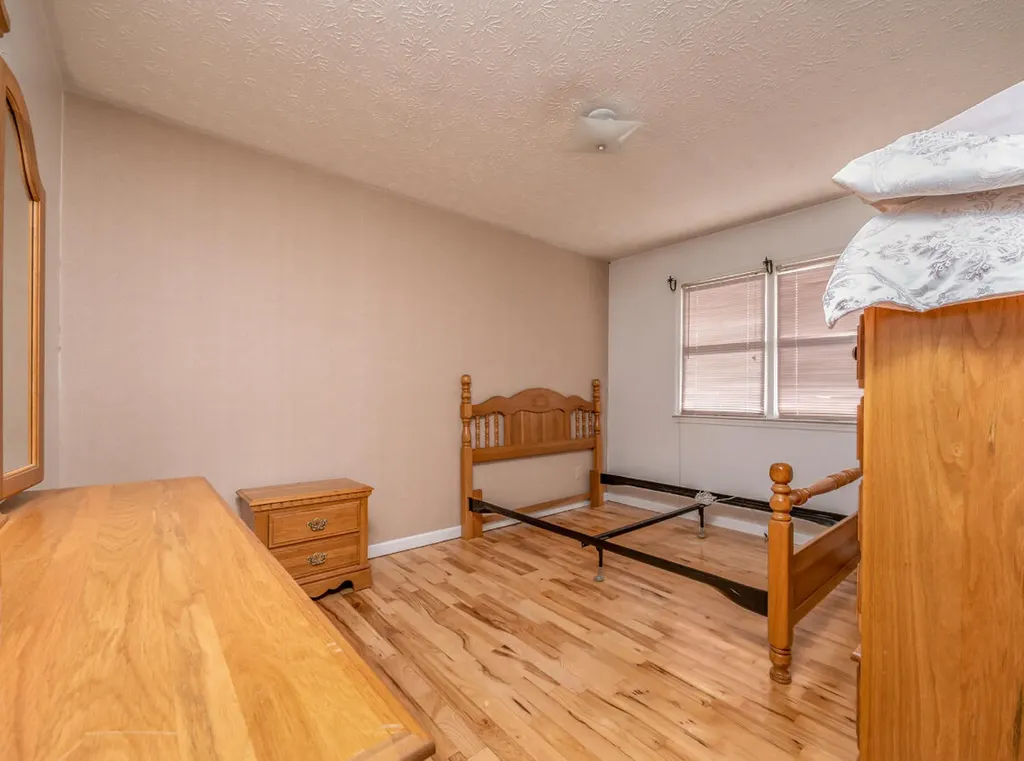2860 Johnson Fork Salyersville KY 41465