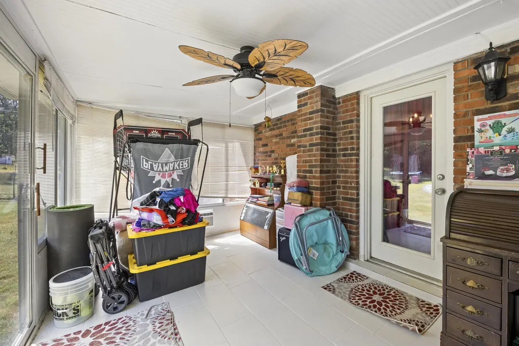 132 Meadowbrook Drive Frankfort KY 40601