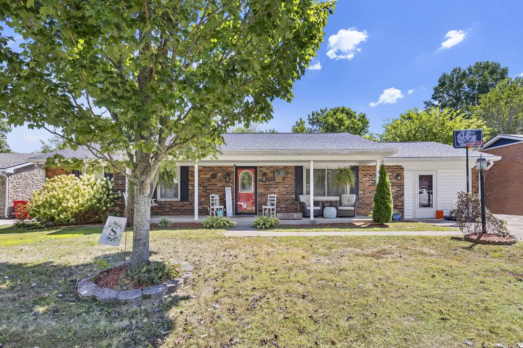 132 Meadowbrook Drive Frankfort KY 40601