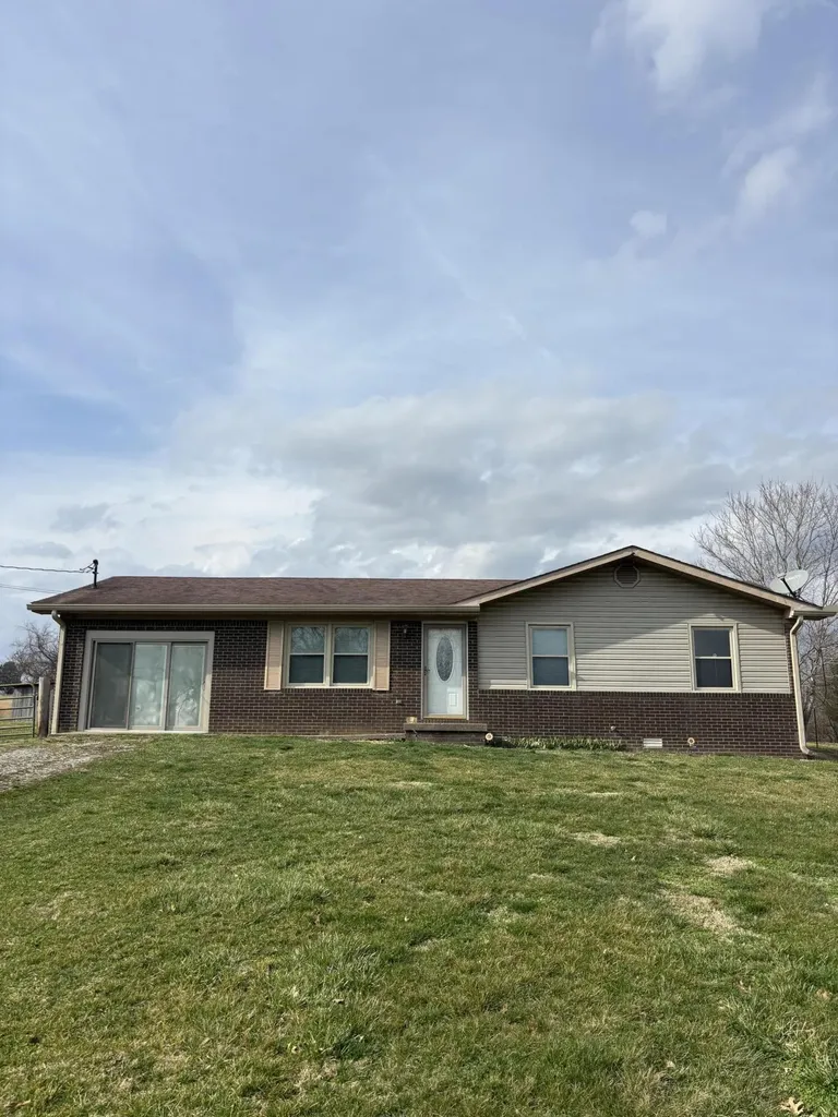 861 Barnett Road Brodhead KY 40409