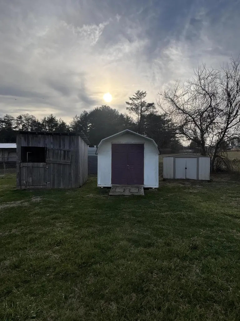 861 Barnett Road Brodhead KY 40409