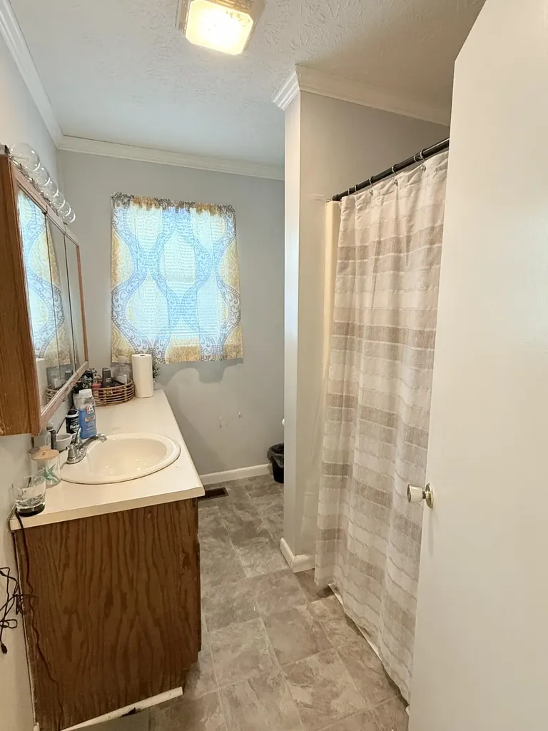 861 Barnett Road Brodhead KY 40409