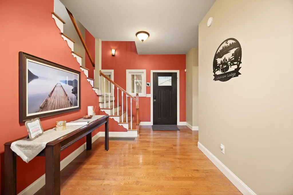 155 W Canterbury Bronston KY 42518