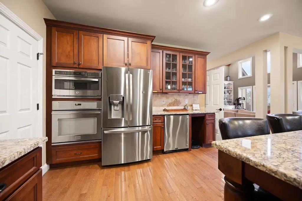 155 W Canterbury Bronston KY 42518