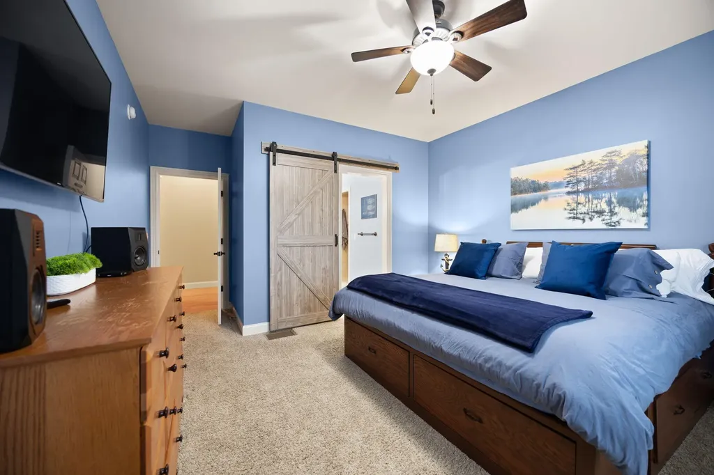 155 W Canterbury Bronston KY 42518