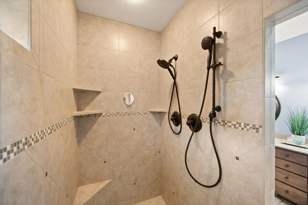 155 W Canterbury Bronston KY 42518