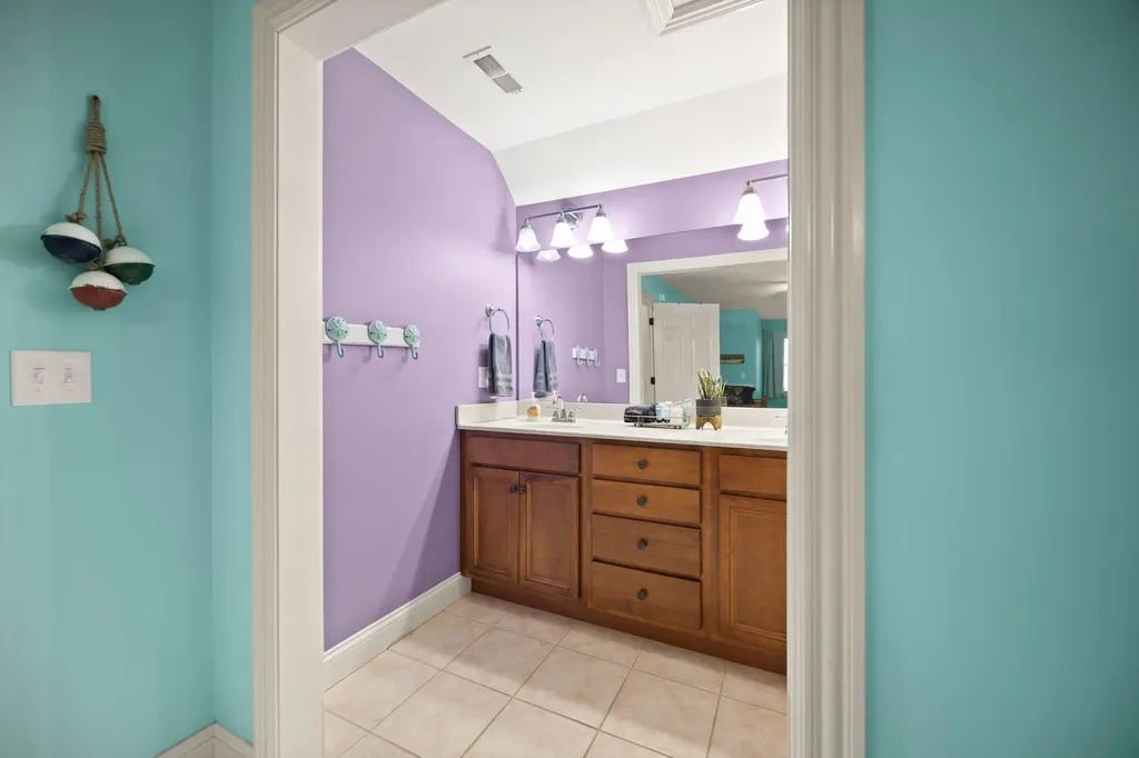 155 W Canterbury Bronston KY 42518