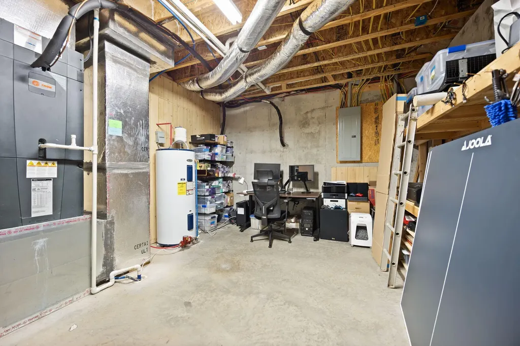 155 W Canterbury Bronston KY 42518