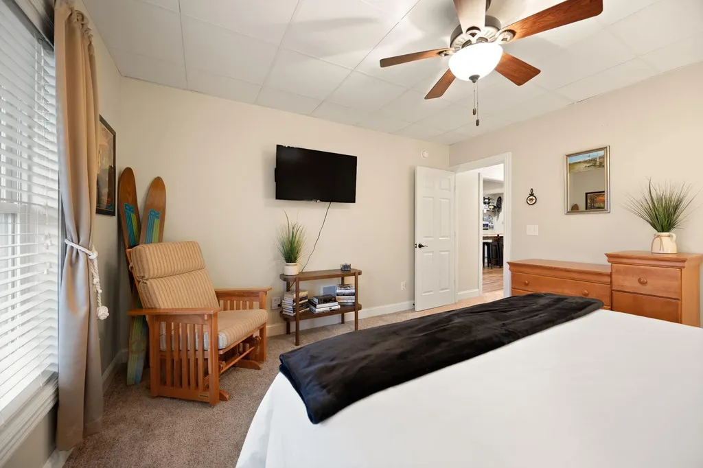 155 W Canterbury Bronston KY 42518