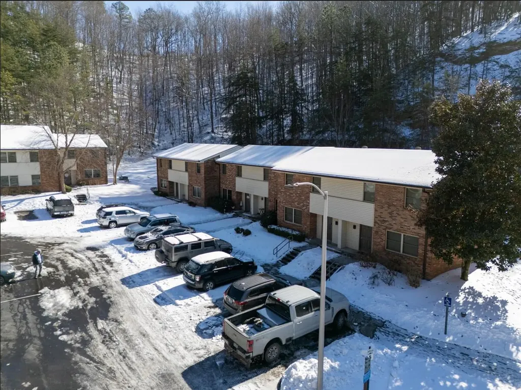 300 Pine Ridge Drive Morehead KY 40351