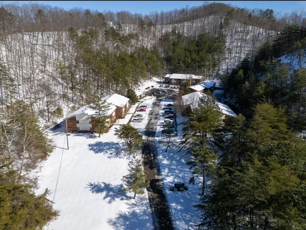 300 Pine Ridge Drive Morehead KY 40351