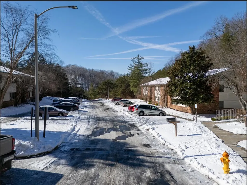 300 Pine Ridge Drive Morehead KY 40351