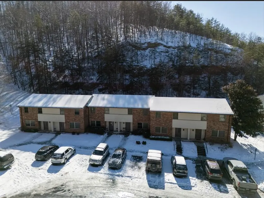 300 Pine Ridge Drive Morehead KY 40351