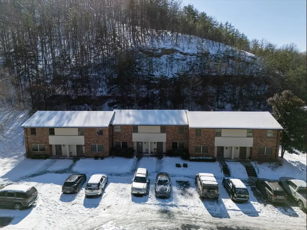 300 Pine Ridge Drive Morehead KY 40351