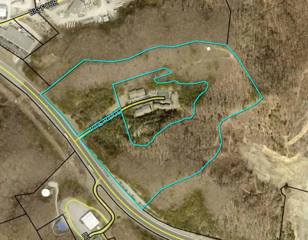 300 Pine Ridge Drive Morehead KY 40351