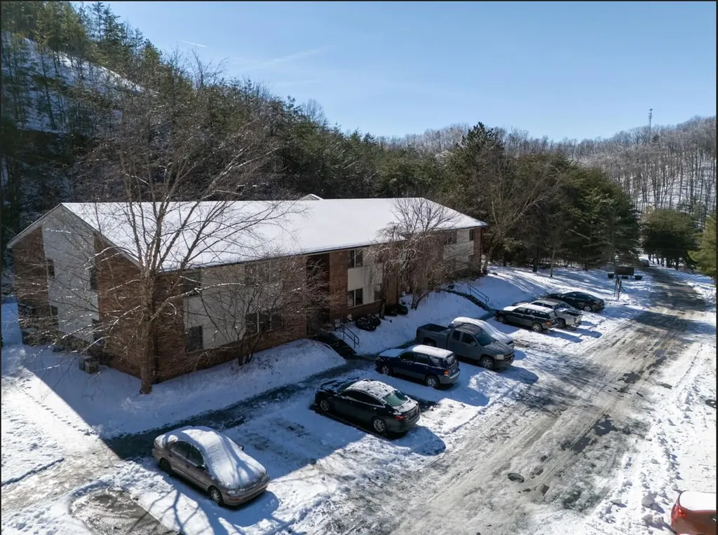 300 Pine Ridge Drive Morehead KY 40351