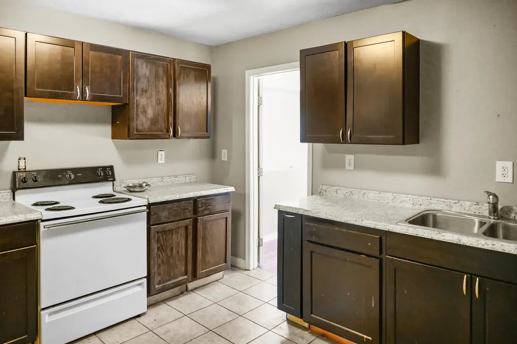 722 Shropshire Avenue Lexington KY 40508