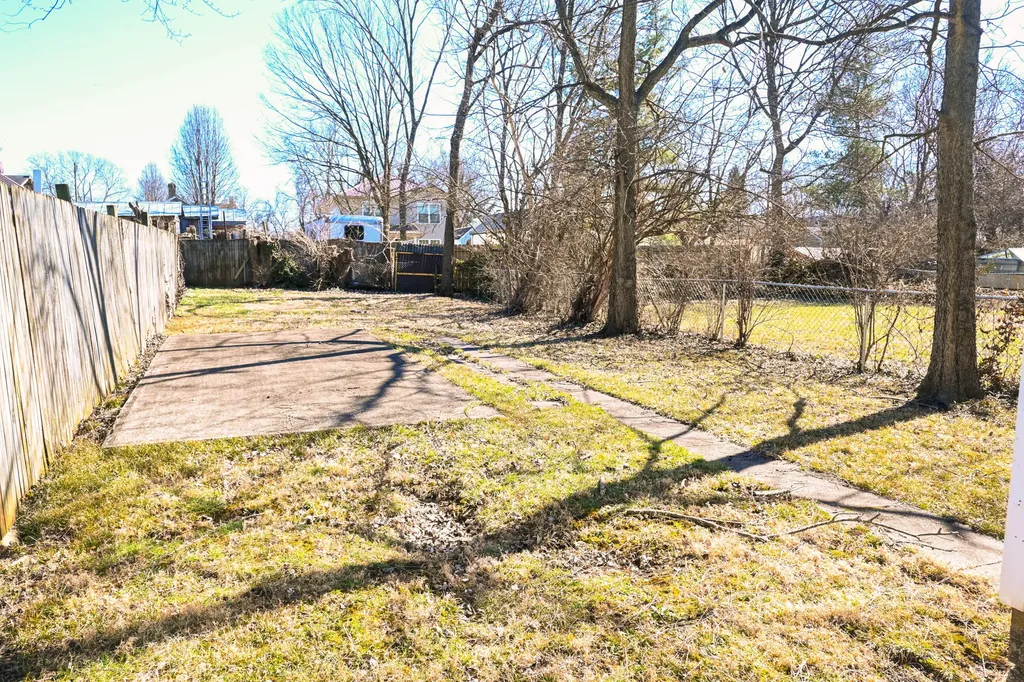 722 Shropshire Avenue Lexington KY 40508