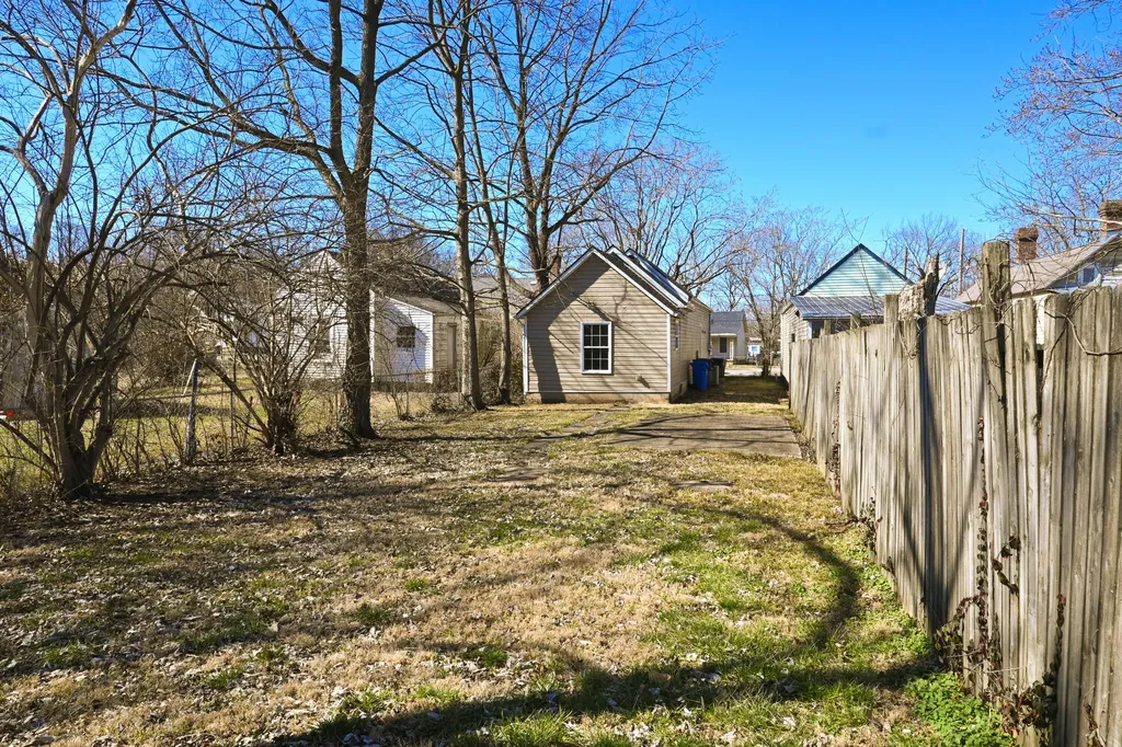722 Shropshire Avenue Lexington KY 40508