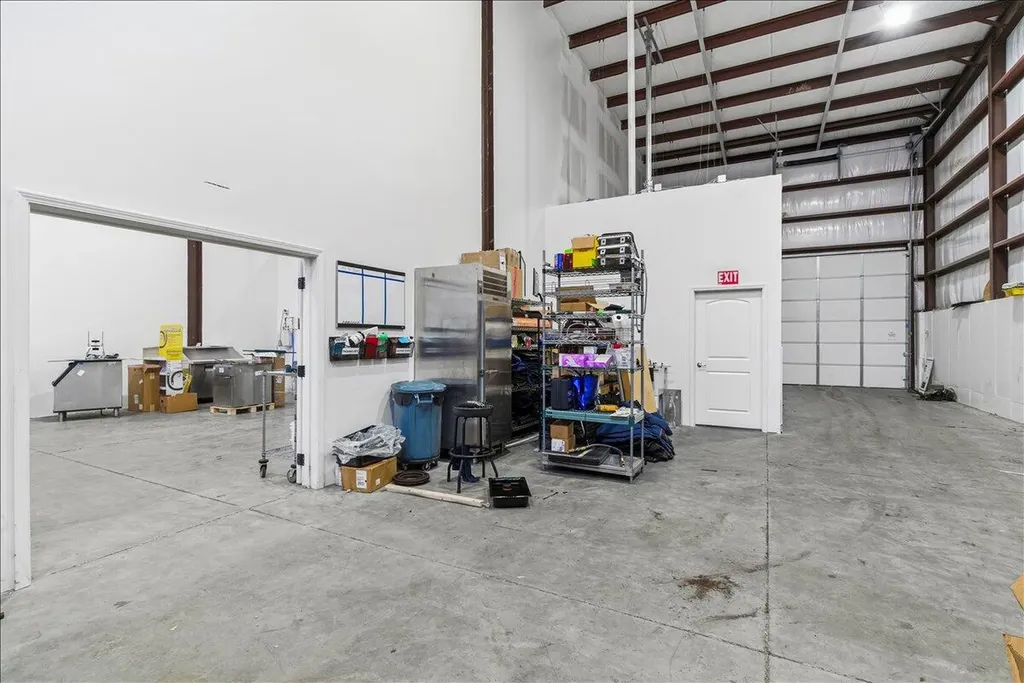858 W Main Street Lexington KY 40508