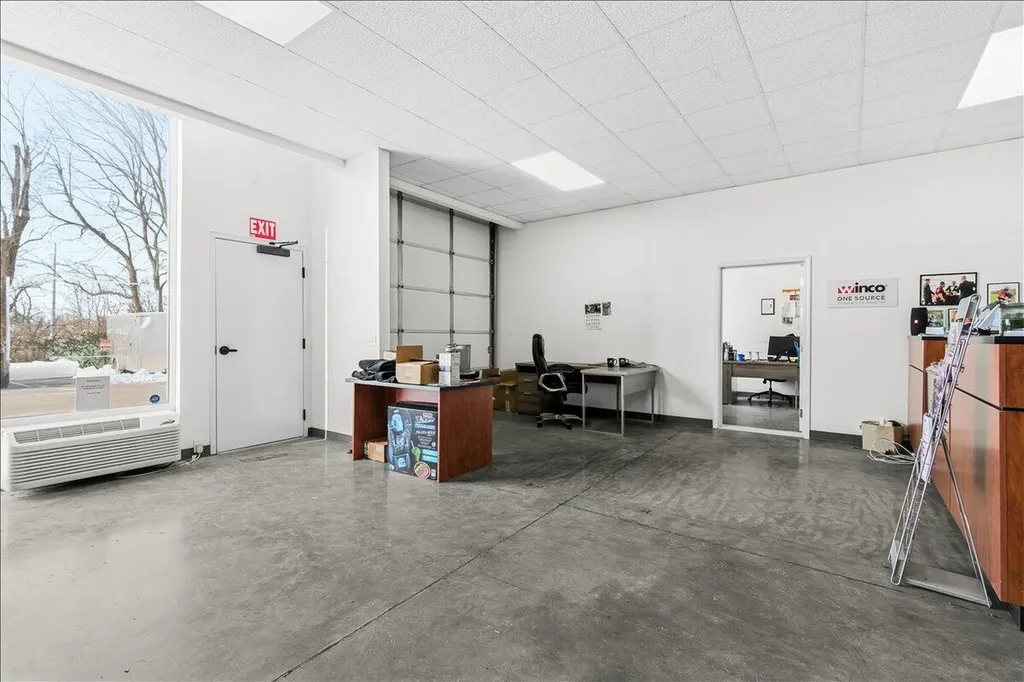 858 W Main Street Lexington KY 40508