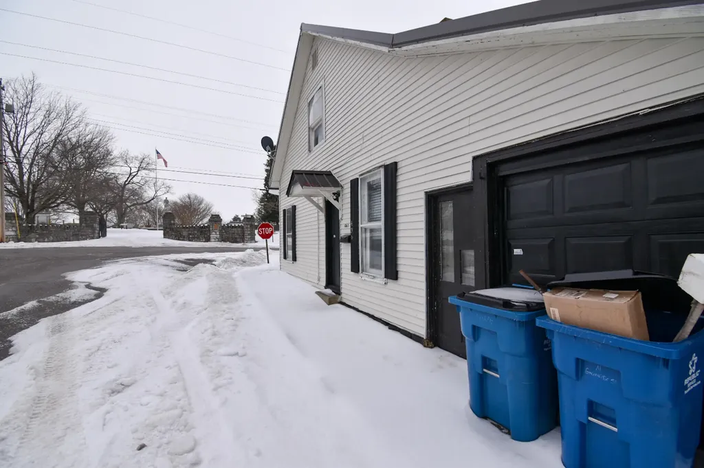 436 N Greenville Street Harrodsburg KY 40330