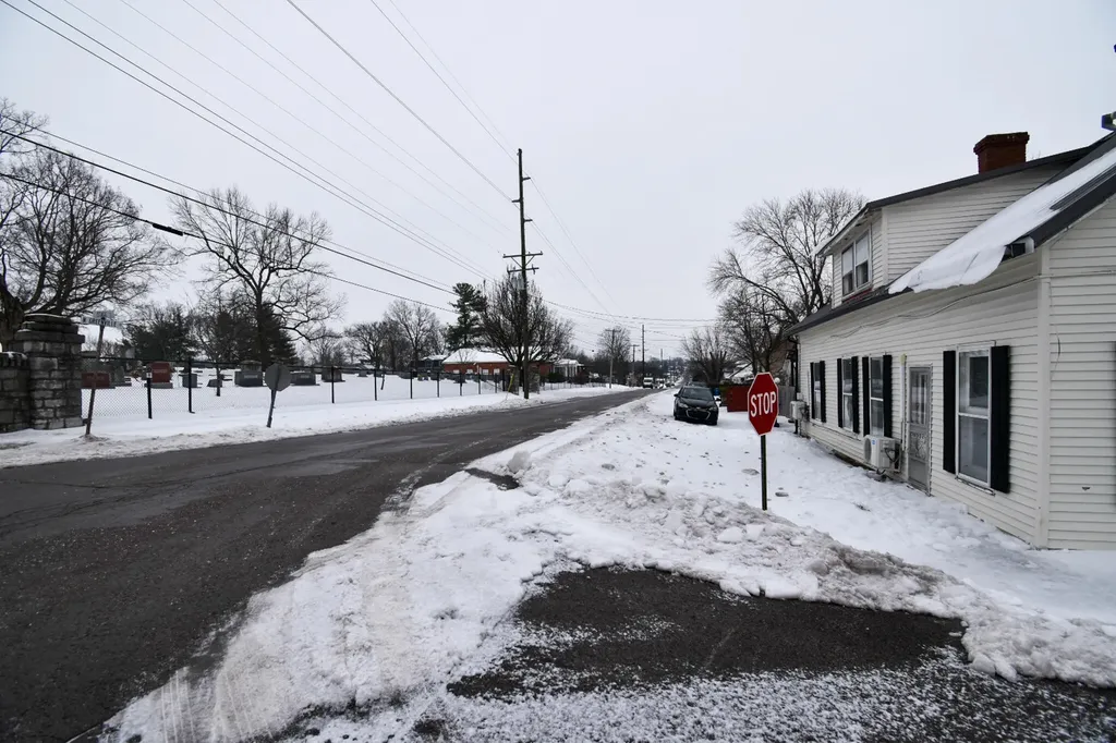 436 N Greenville Street Harrodsburg KY 40330
