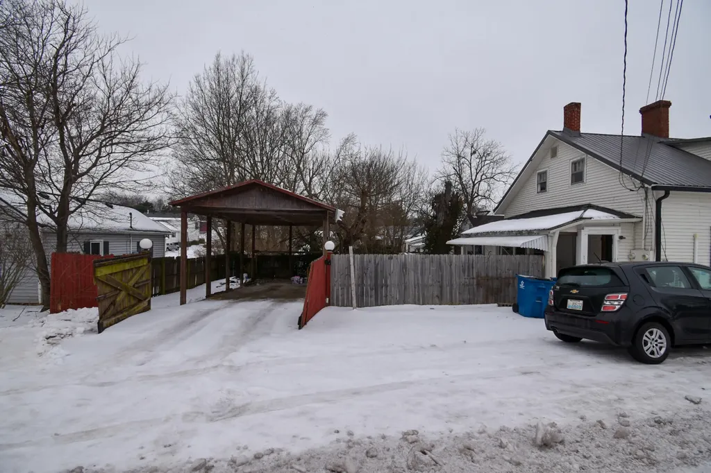 436 N Greenville Street Harrodsburg KY 40330