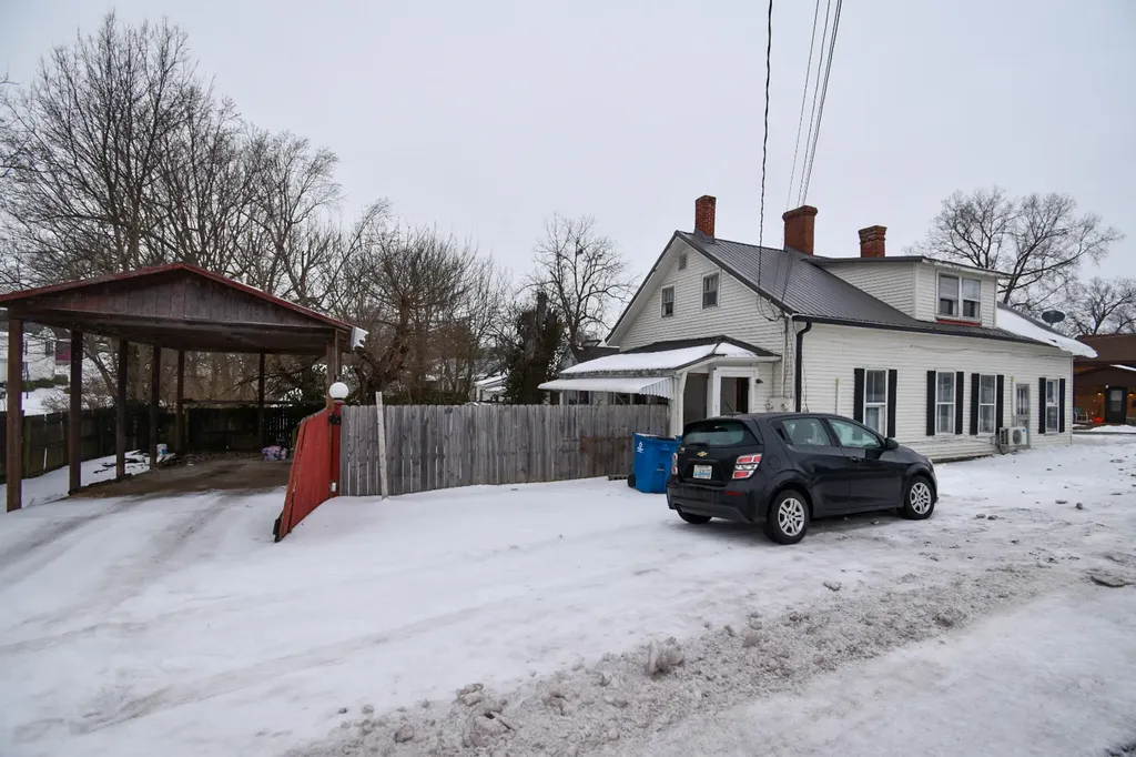 436 N Greenville Street Harrodsburg KY 40330