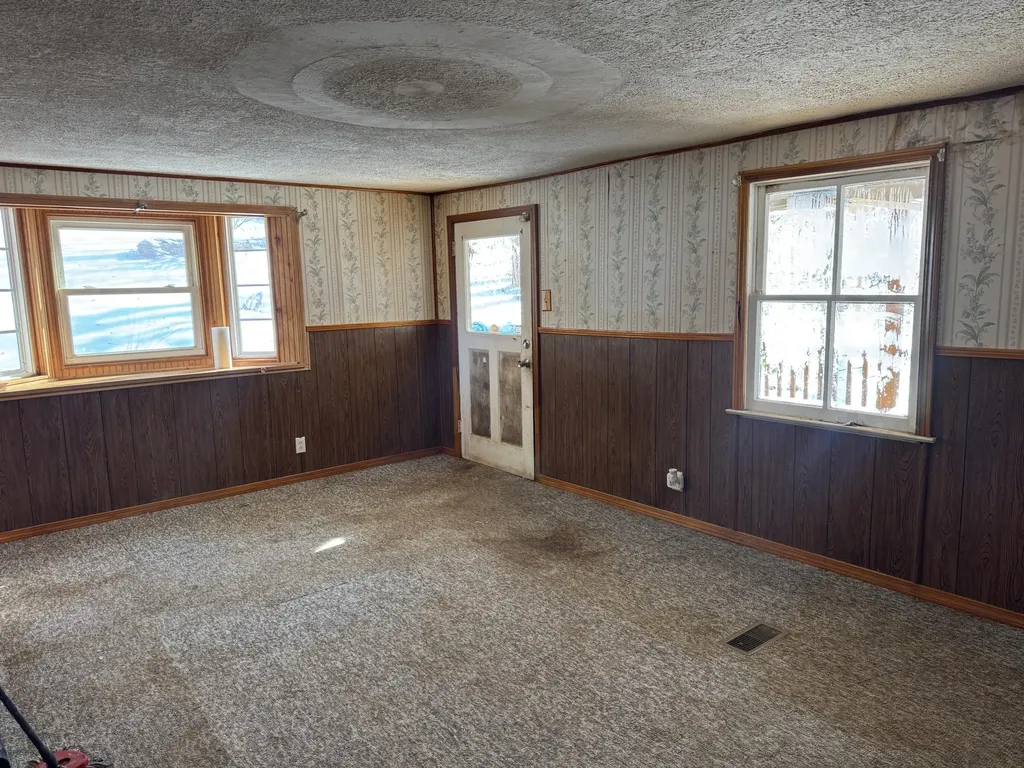 754 W Lone Oak Road Clay City KY 40312