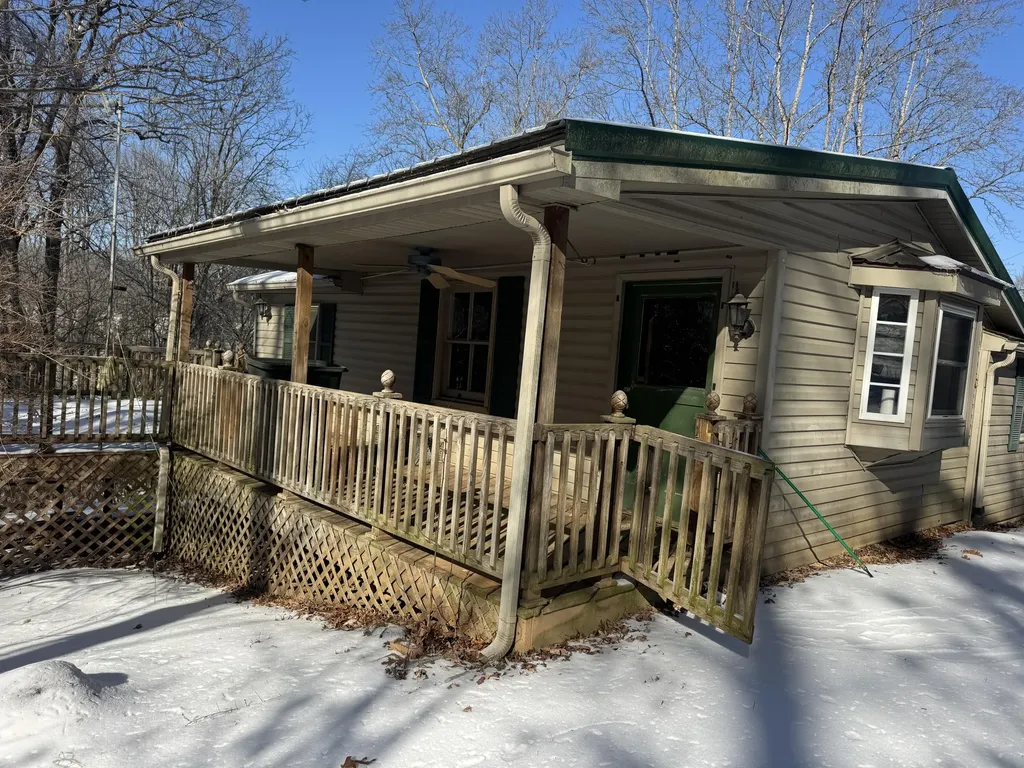 754 W Lone Oak Road Clay City KY 40312