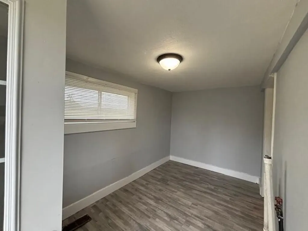 879 Ky-1729 Russell Springs KY 42642
