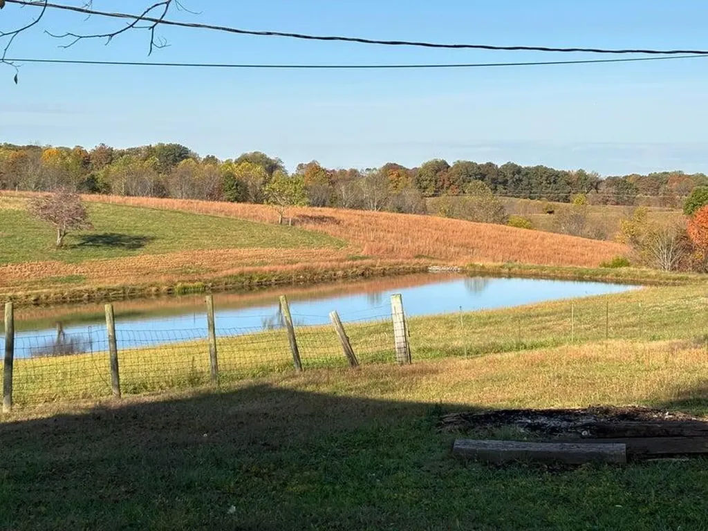 879 Ky-1729 Russell Springs KY 42642
