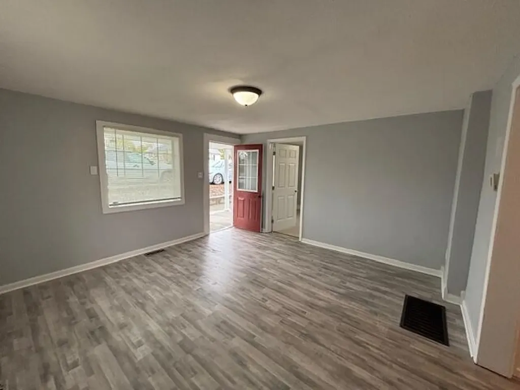 879 Ky-1729 Russell Springs KY 42642