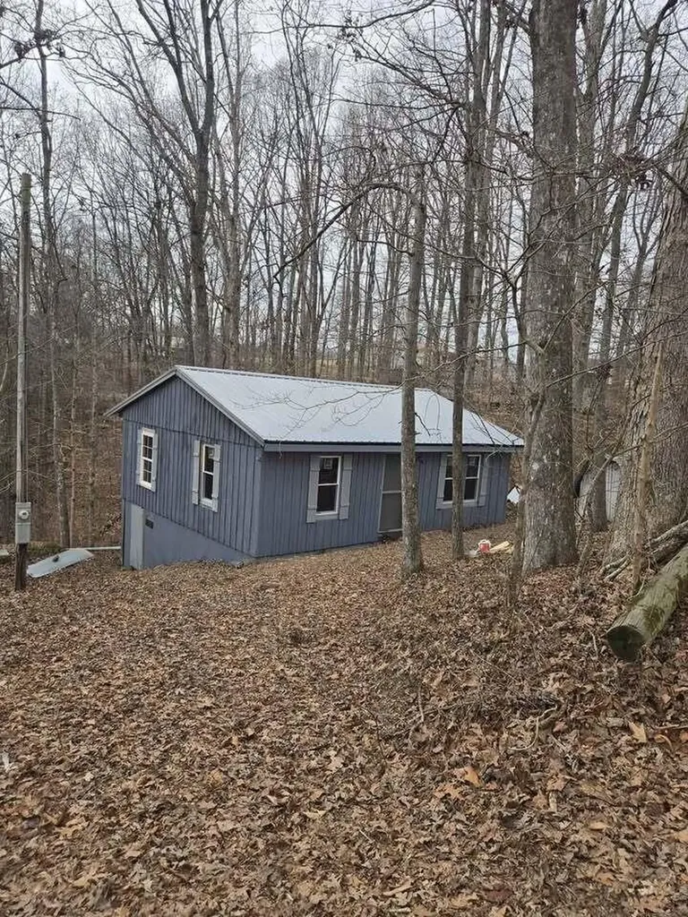 100 Fieldside Drive Nancy KY 42544