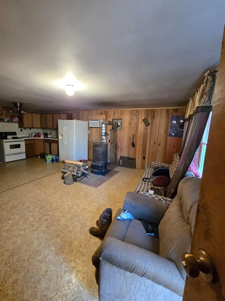 100 Fieldside Drive Nancy KY 42544