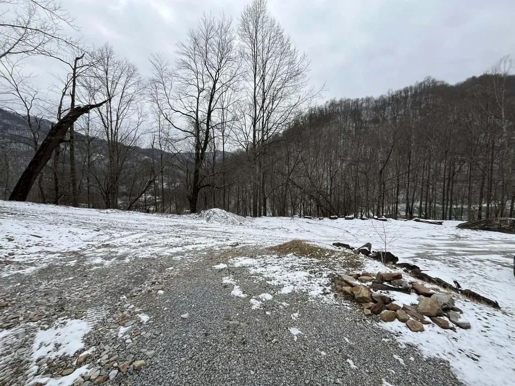 0 Turner Lane Evarts KY 40828
