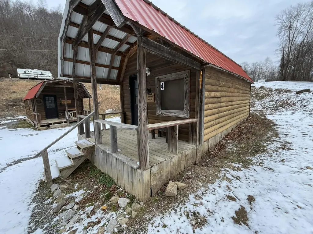 0 Turner Lane Evarts KY 40828