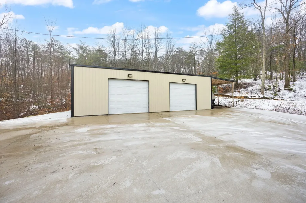 118 Gene Jones Road Stearns KY 42647