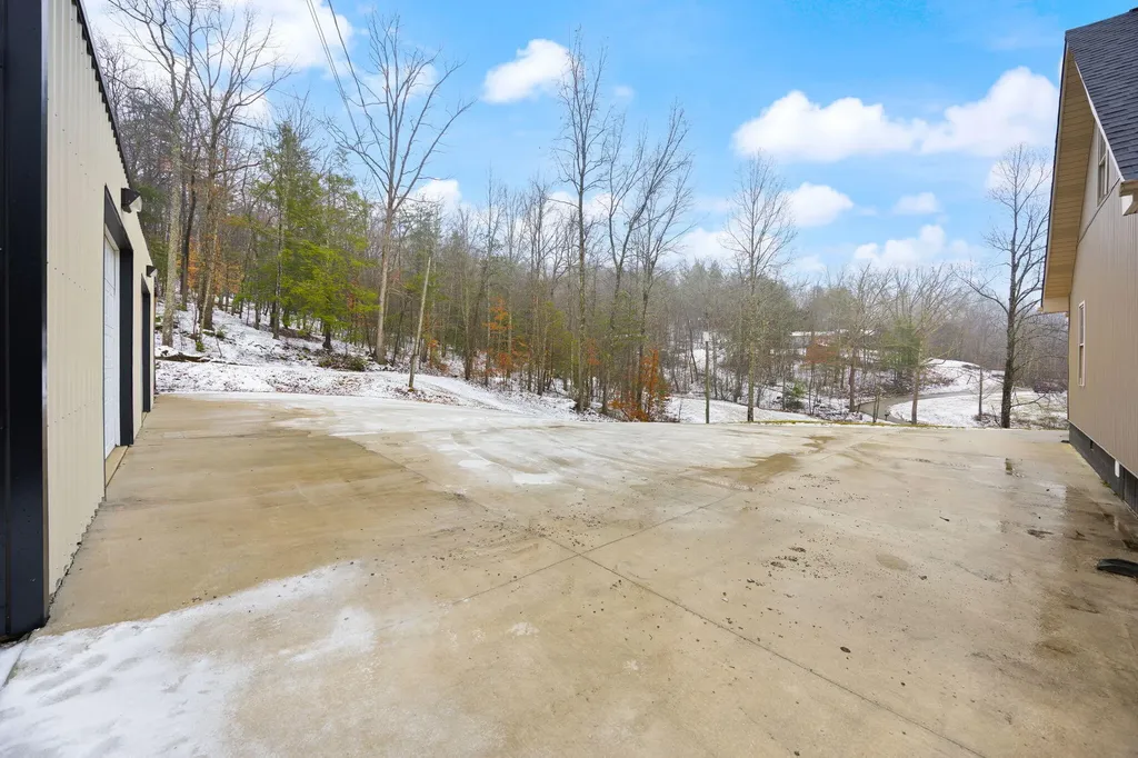 118 Gene Jones Road Stearns KY 42647
