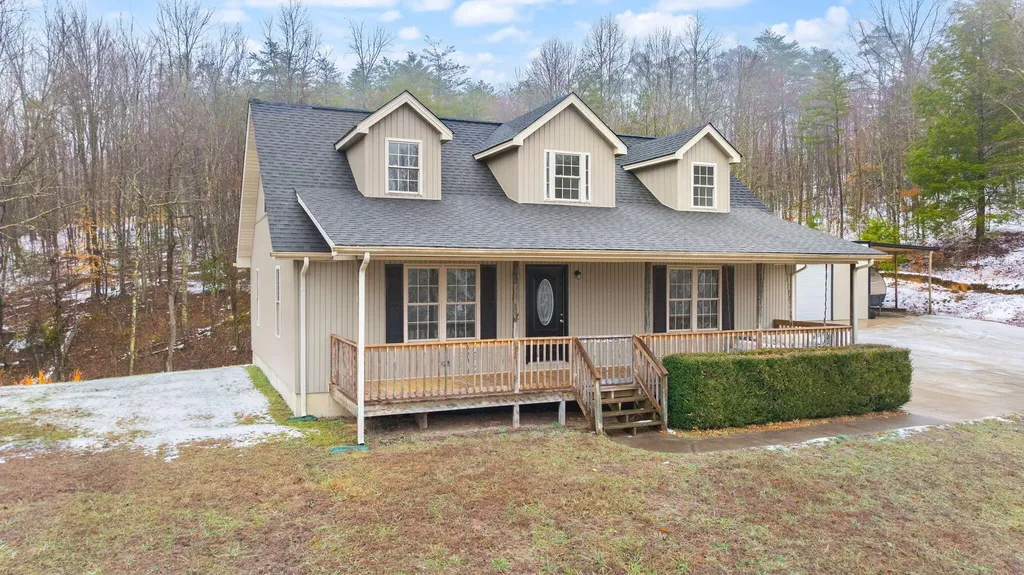 118 Gene Jones Road Stearns KY 42647
