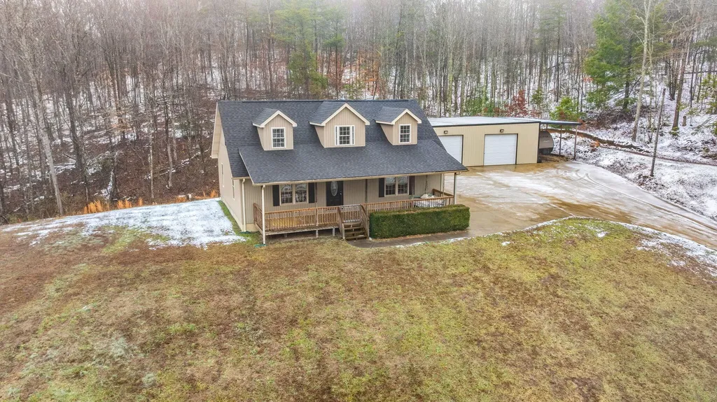 118 Gene Jones Road Stearns KY 42647