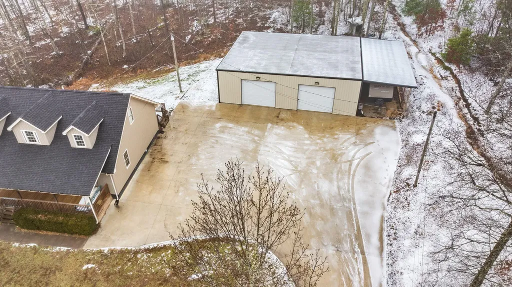 118 Gene Jones Road Stearns KY 42647