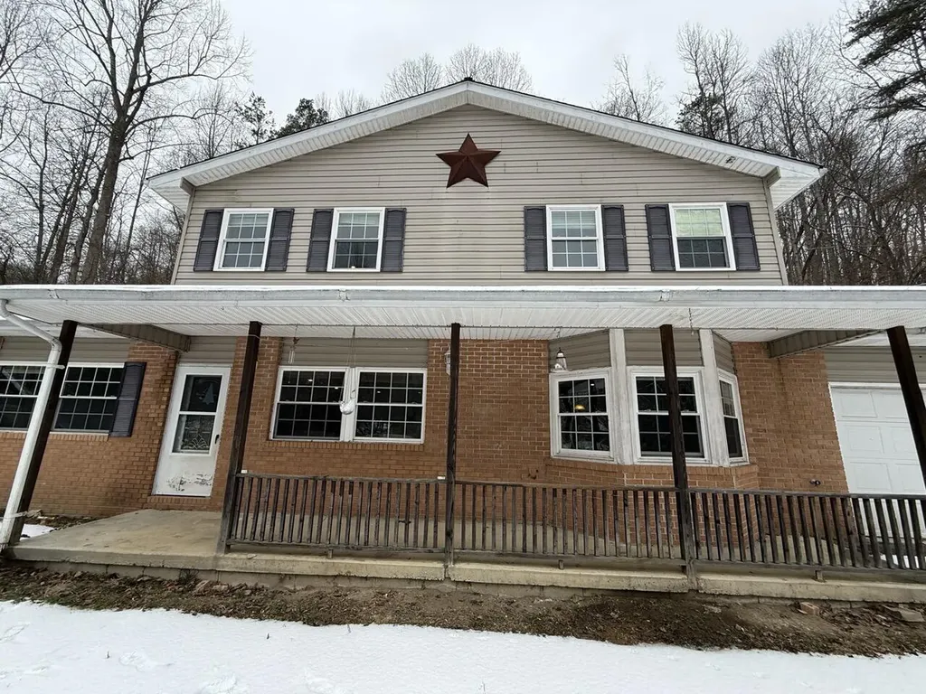 71 Slatelick Branch Road Louisa KY 41230