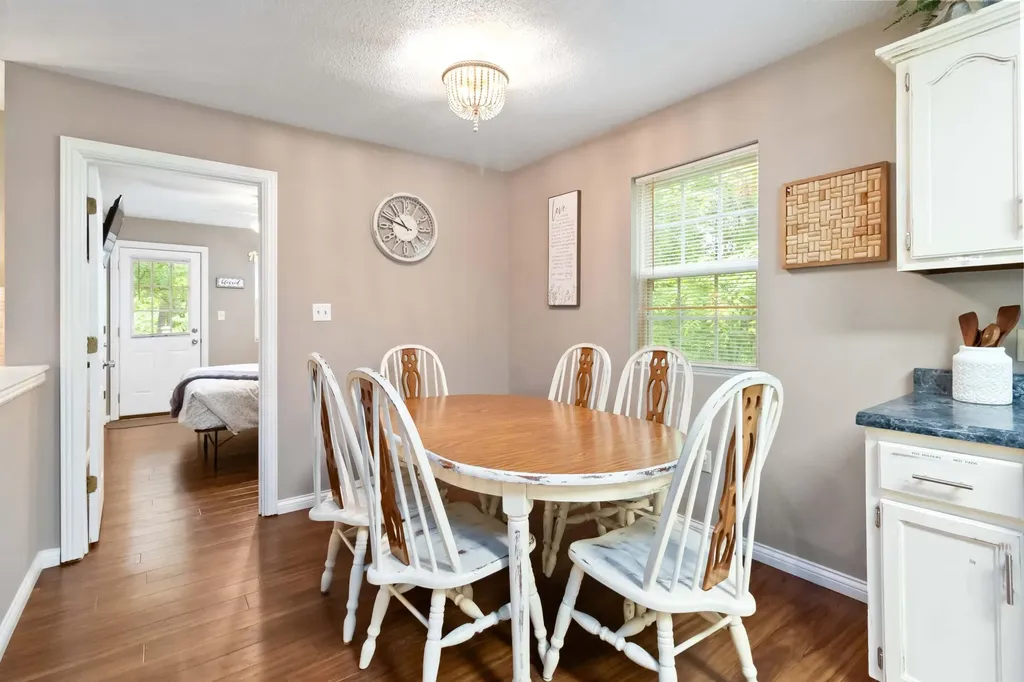 460 Roberts Bend Road Burnside KY 42519